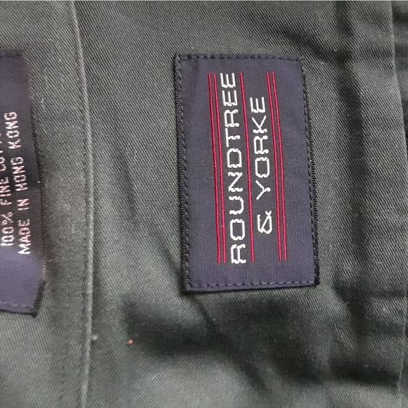 Dillards Roundtree & Yorke men's Dress shirt - Picture 4 of 4